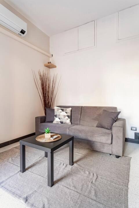 *New Apartment In The Center Milano Esterno foto